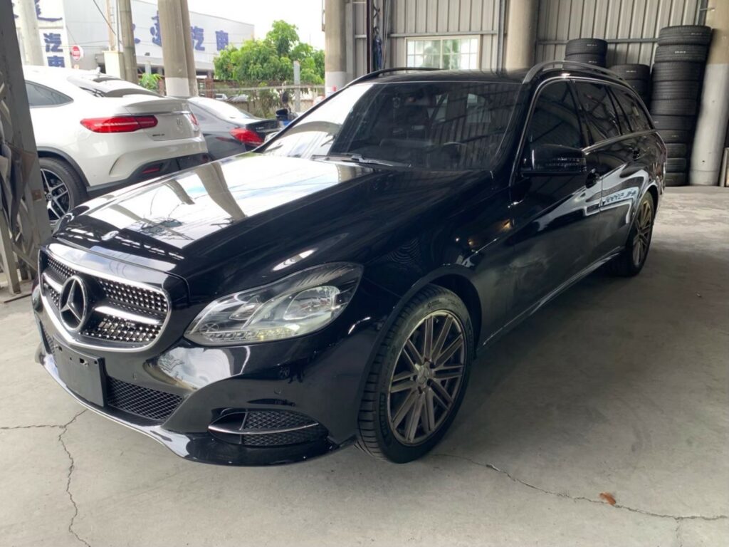 2014 BENZ E200 Estate