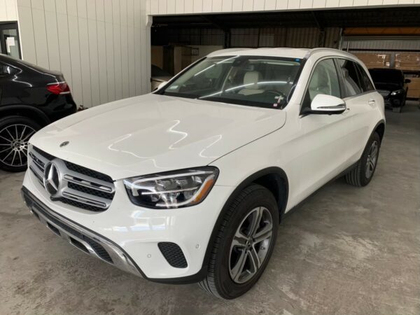 摩艾國際:現車近百台、價格最優惠、服務最周到! 36 LINE ALBUM 21‘ GLC 300 7791miles 309811 220817 23