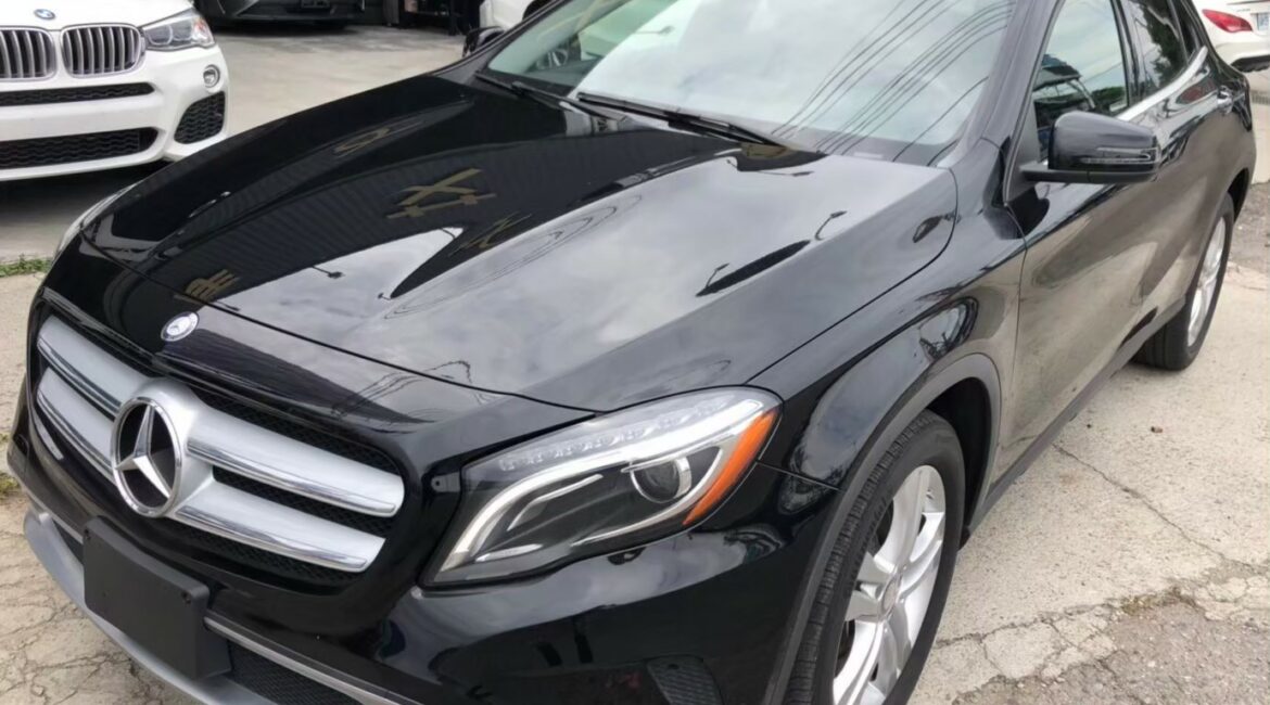 LINE ALBUM 正2015 GLA250 187589 29124mi 115萬 220817 14