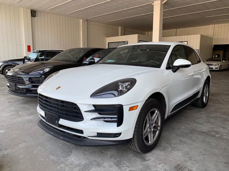 摩艾國際:現車近百台、價格最優惠、服務最周到! 17 19PorscheMacan61446miles 03781開242 230710 1