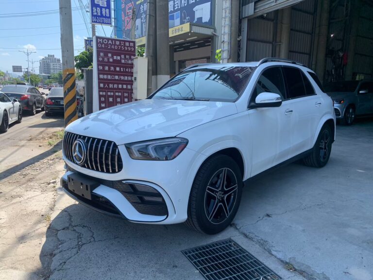 摩艾國際:現車近百台、價格最優惠、服務最周到! 19 2020 BENZ GLE350 4MATIC七人座 41121mile 90394 230701 2